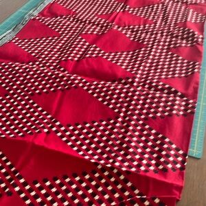 Approx 1.7 m waxed cotton fabric. 100% cotton